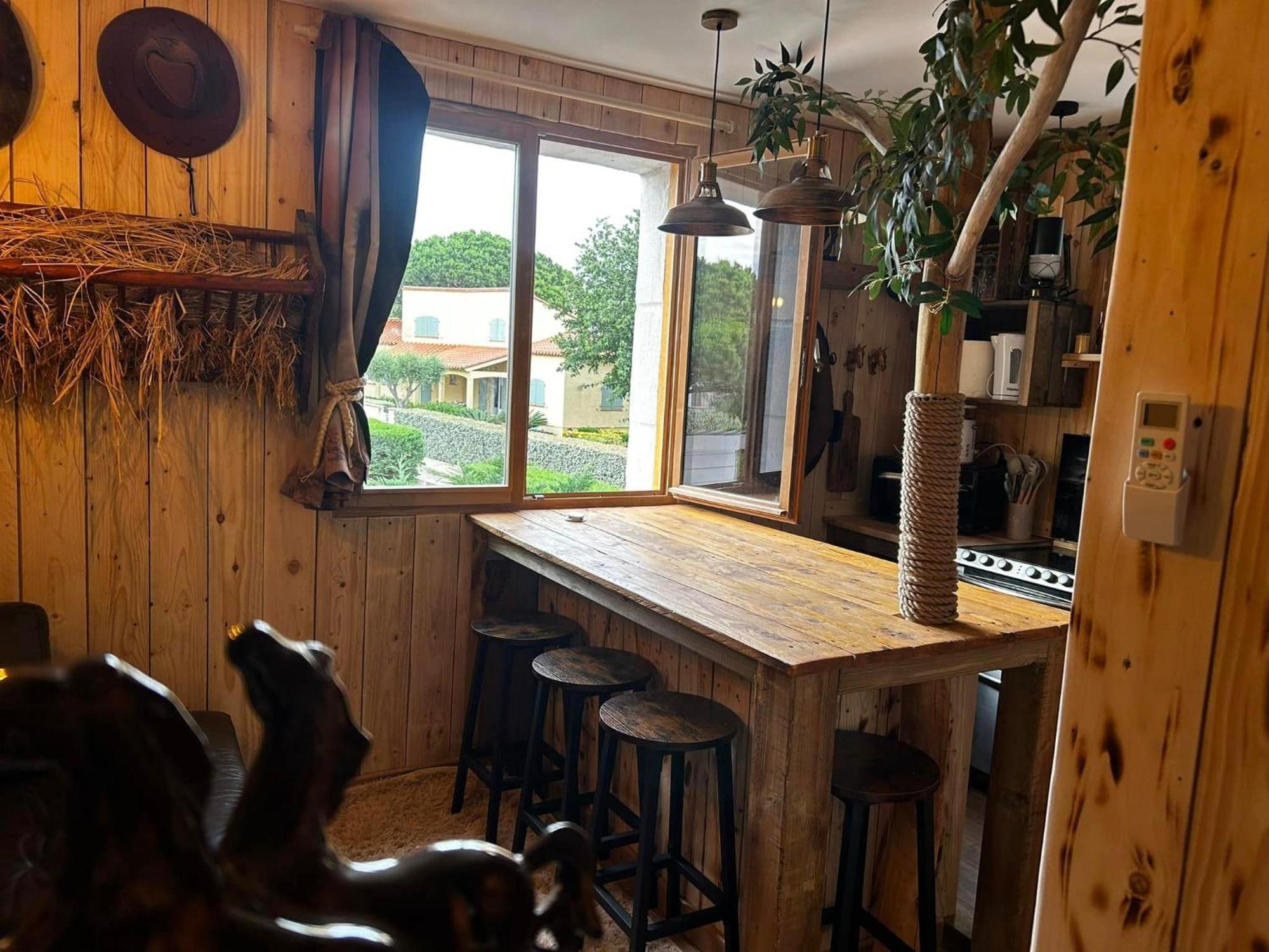 Les Chambres De Paulette A Theme Le Ranch Sainte-Marie Exterior foto
