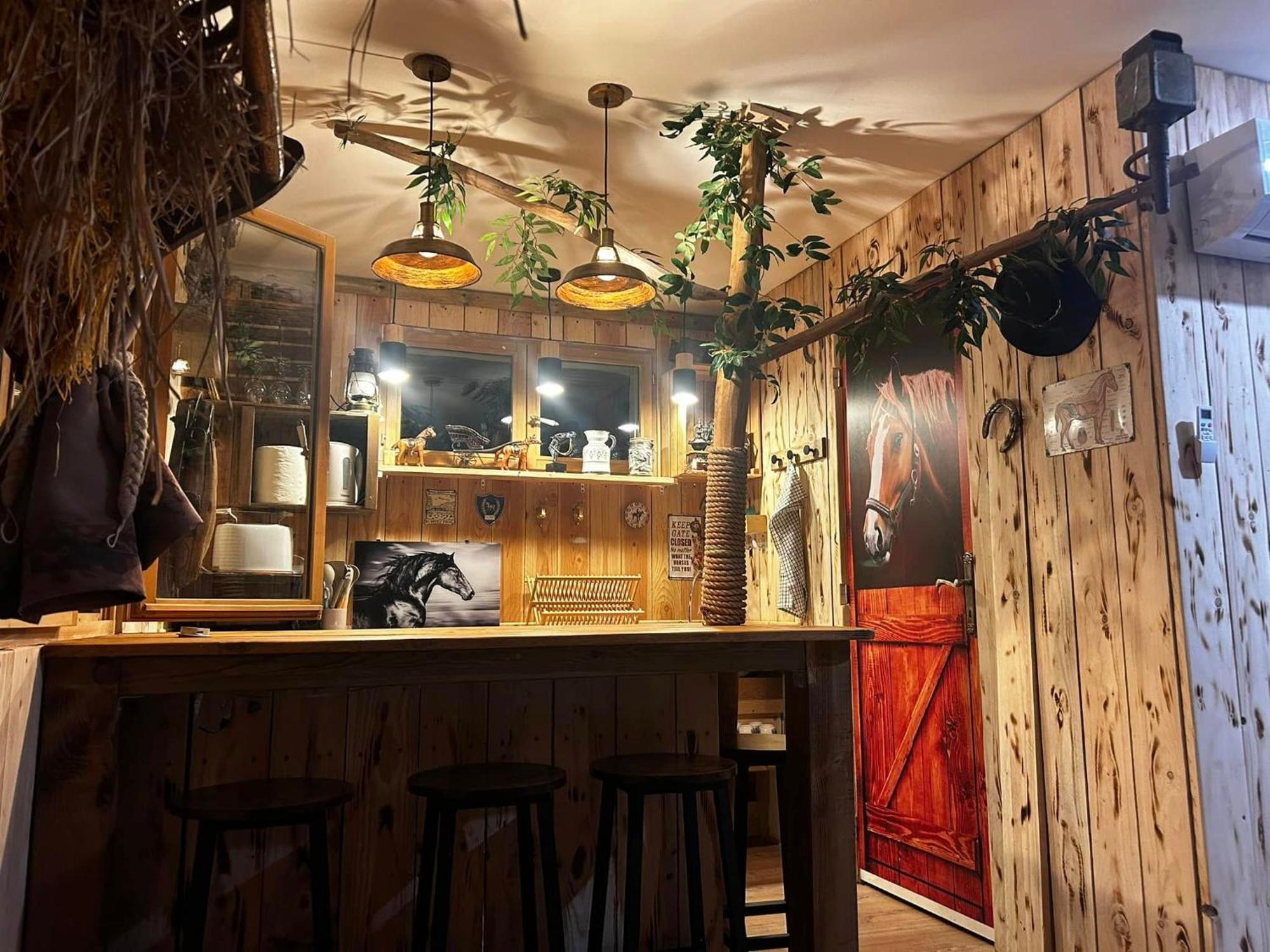 Les Chambres De Paulette A Theme Le Ranch Sainte-Marie Exterior foto